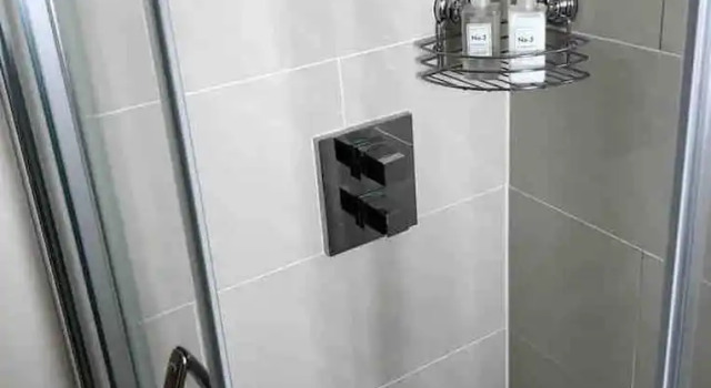 Коттедж 2Bed-sleeps 4-parking-superfast wifi