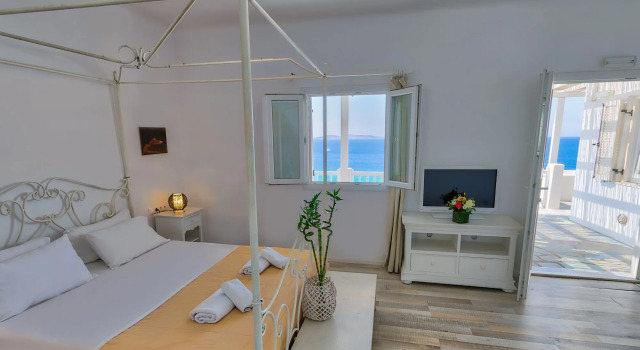 With-inn Mykonos Suites