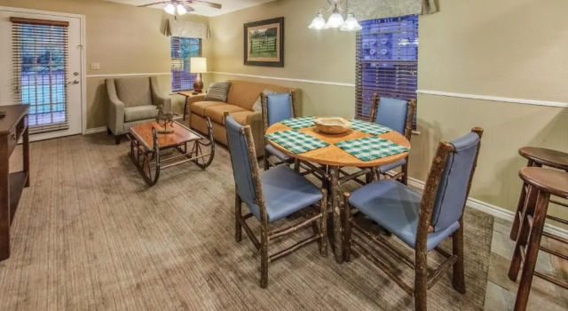 Номер Standard Holiday Inn Club Vacations Villages Resort