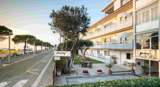 Lovely Apartment for 5 Guests by the Beach, Забронировать Апартаменты/квартира Апартаменты Линьяно-Саббьядоро, рядом с Faro Rosso, Апартаменты/квартира