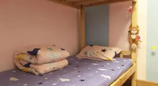 Кровать в общем номере (мужской номер) Lehu Youth Hostel