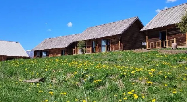 Hemu Yunzhu Shanju, Prenota Hotel Hotel a Xinjiang con parcheggio, Parcheggio