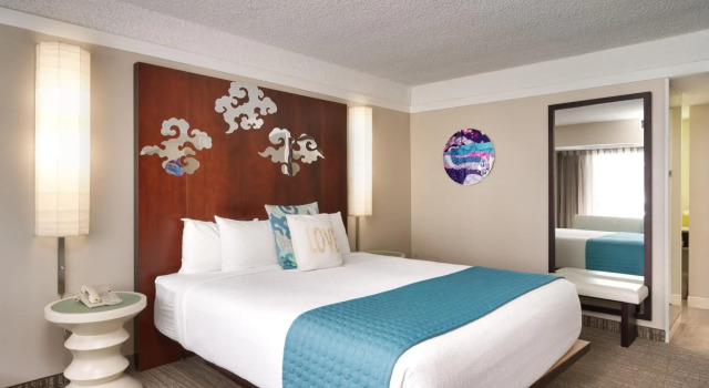 Atrium Hotel at Orange County Airport