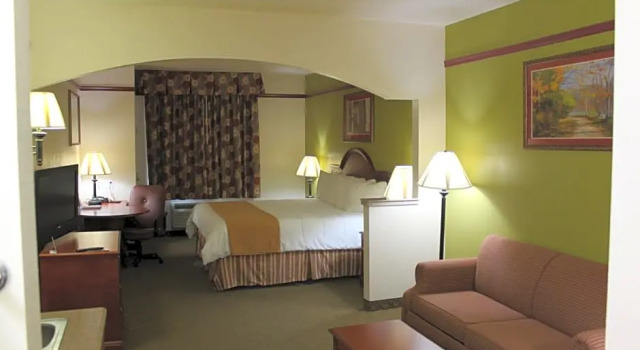 Двухместный люкс Budget Host Inn and Suites Cameron
