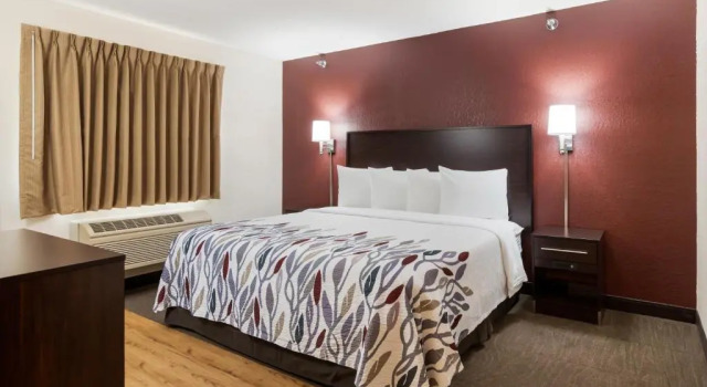 Люкс Red Roof Inn Auburn