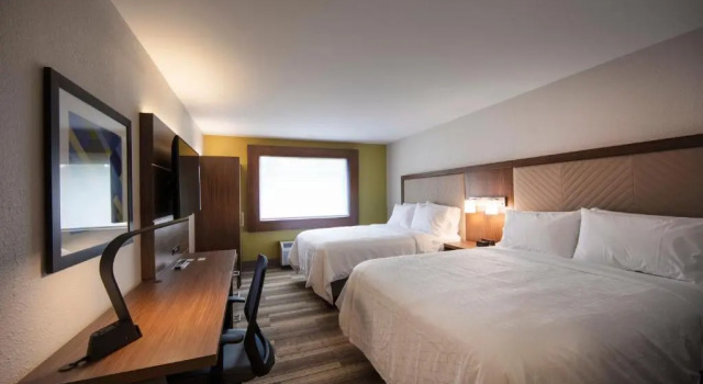 Четырёхместный номер Standard Holiday Inn Express Athens - University Area by IHG