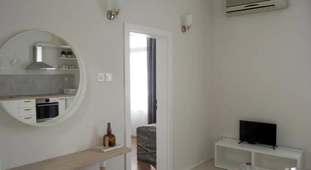 Caché ✦ Bright One-Bedroom Apartment in Sofia, Book Apartment Sofia 