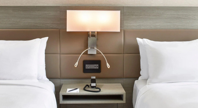 Четырёхместный номер Standard с видом на город AC Hotel by Marriott Austin Hill Country