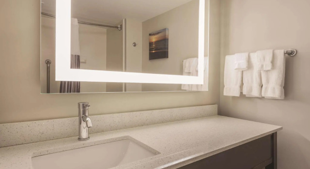 Двухместный номер Deluxe La Quinta by Wyndham Columbus North