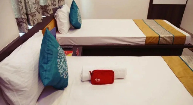 OYO Rooms Baner, Забронировать Отель Отели штата Махараштры 3 звезды, 3*