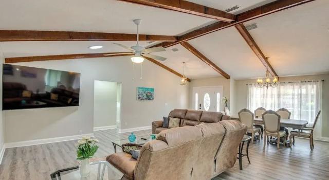 Coastal Gem w/ Private Boat Dock in Palm Coast!, Забронировать Дом для отпуска Коттеджи Палм-Кост, Коттедж