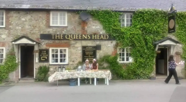 The Queen's Head, Book Pension Hoteller i Gloucestershire med morgenmad, Morgenmad
