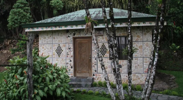 Бунгало Gingerbread Restaurant & Hotel