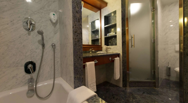 Люкс Radisson Blu Park Hotel & Conference Centre