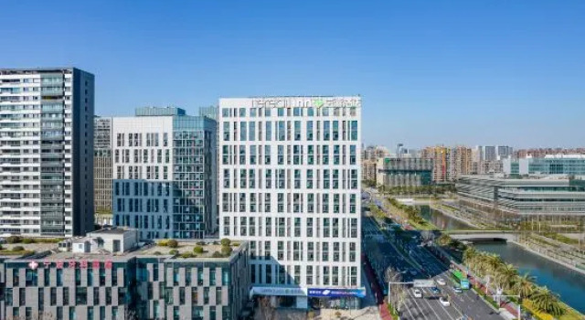 Lereal Inn (Ningbo East New Town Convention and Exhibition Center), Prenota Hotel Hotel a Ningbo con piscina, Piscina