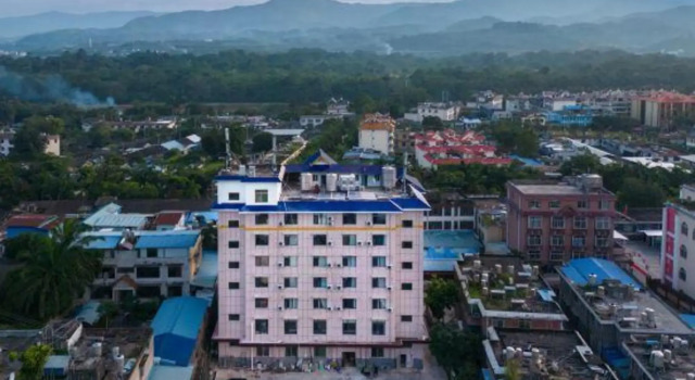 Jinjiangyuan Hoilday Hotel, Buchen Sie Hotel Hotels in Yunnan mit Parkplatz, Parkplätze