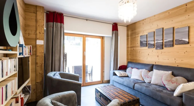 Les 2 Chamois, Prenota Hotel Hotel a Alvernia con parcheggio, Parcheggio
