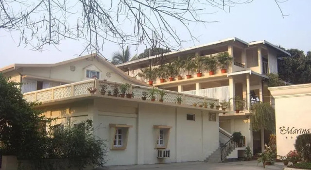 Marina's Motel, Réserver Motel Bagdogra West Bengal