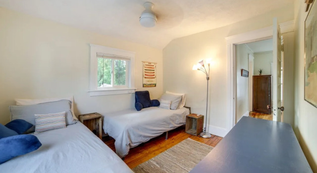 Family-friendly Jackson Home w/ Sunroom: Near Golf, Réserver Hôtel Jackson Michigan