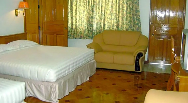 Двухместный номер Superior Excel River View Hotel