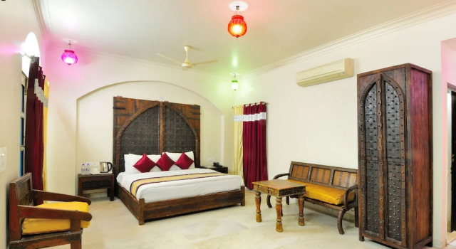 Staybook - Jyoti Mahal A Heritage Hotel