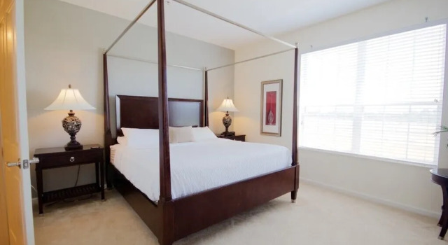Vista Cay Resort Next To Convention Center 3 Bedroom Condo by RedAwning