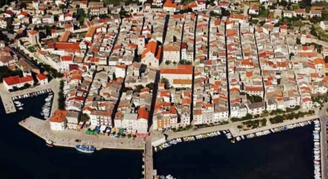 Seaview Apartment in Dalmatia With Balcony, Rezerwuj Apartament Pag 