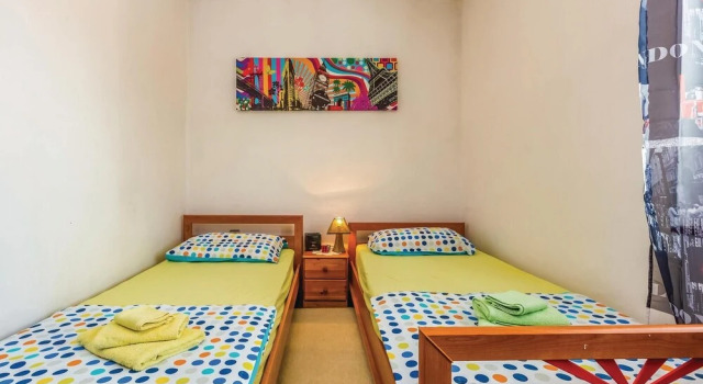 Awesome Home in Krasica With Wifi and 2 Bedrooms, Забронировать Отель Отели Приморско-Горанской жупания с парковкой, Парковка