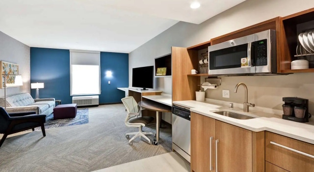 Люкс c 1 комнатой Home2 Suites Plano Legacy West