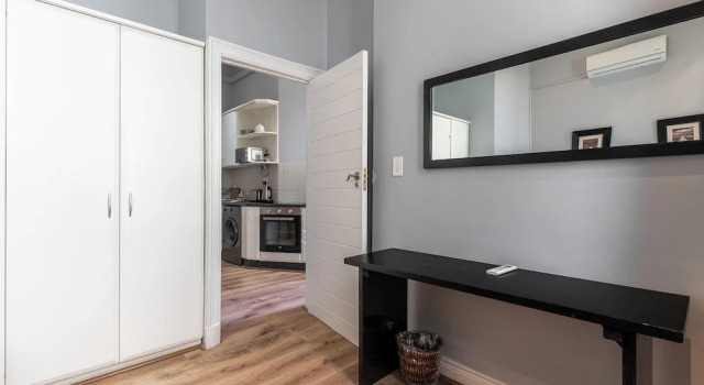 Long Street Self Catering Apartments, Забронировать Апартаменты/квартира Отели Cape Peninsula с парковкой, Парковка