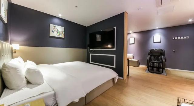 Jinju Brooks Hotel, Забронировать Отель Чинджу Кёнсан-Намдо