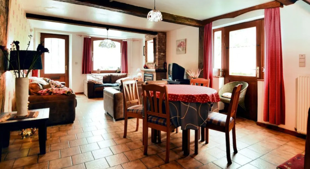 Vintage Holiday Home in Marcourt With Garden, Забронировать Дом для отпуска Рандё 