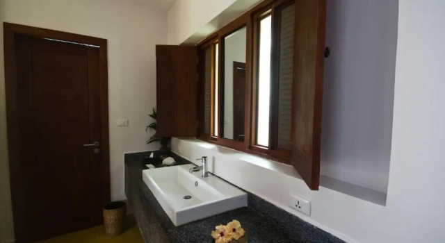 Номер Standard с видом на озеро Battambang Resort