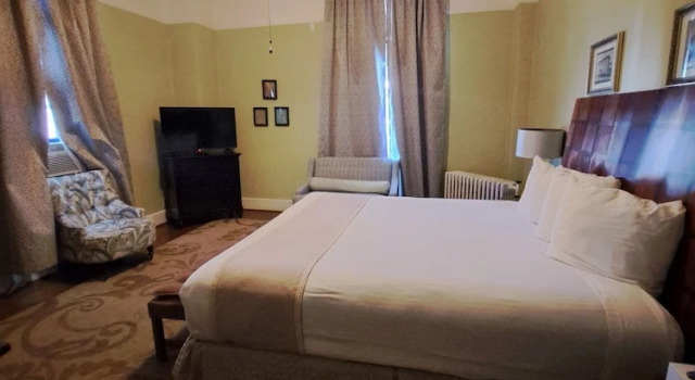 Номер Executive The Gadsden Hotel