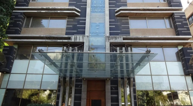 Hotel Cosmopolitan Ahmedabad, Rezervovat Hotel Hotely v Gujarat s parkováním, Parkování