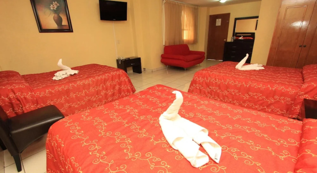 Camera tripla Standard Hotel Conquistadores