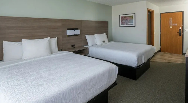 Четырёхместный номер Standard Цокольный этаж Hotel Pommier Chariton