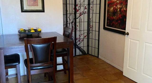 Апартаменты Premier Treehouse Apartment Rentals