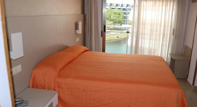 Двухместный номер Standard с балконом Hotel Marina
