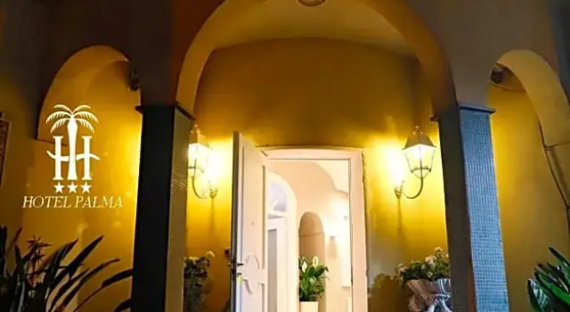 Hotel Palma, Забронировать Отель Отели в центре Кастелламмаре-ди-Стабия с завтраком, отели в центре Кастелламмаре-ди-Стабия с завтраком