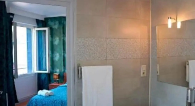 Hotel Le Palace, Rezerwuj Hotel Fleury Les Aubrais Centre