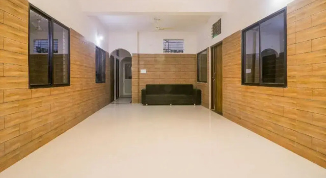 Krishna Palace by OYO Rooms
