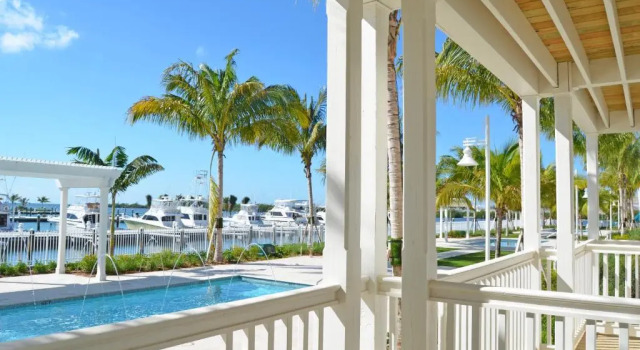 Номер Standard с балконом и с частичным видом на океан Oceans Edge Key West Resort, Hotel & Marina