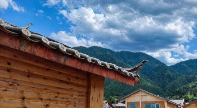 Vienna 3 Good Hotel (Lijiang Lugu Lake Daluo Branch), Prenota Hotel Lijiang Yunnan