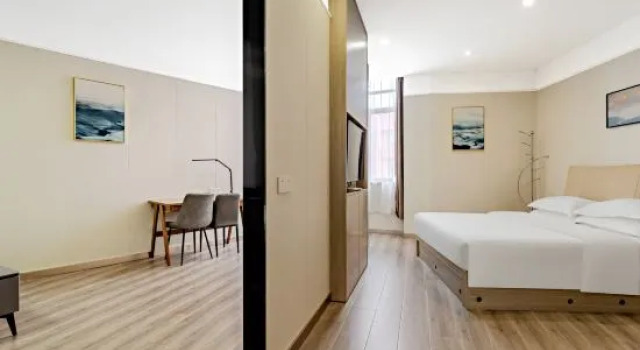Люкс Business Durian Star Hotel (Nanjing Southeast University Chengxin Avenue Subway Station)
