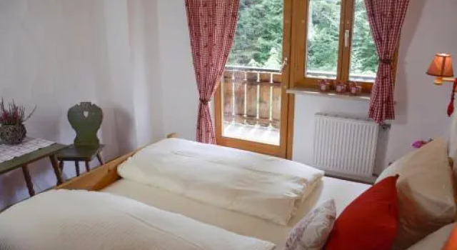 Dreimäderlhaus am Berg, Varaa Hotelli Pfronten Ostallgaeu, lähellä Breitenbergbahn