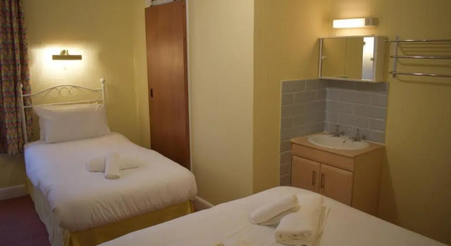 Номер Comfort Penn House Hotel