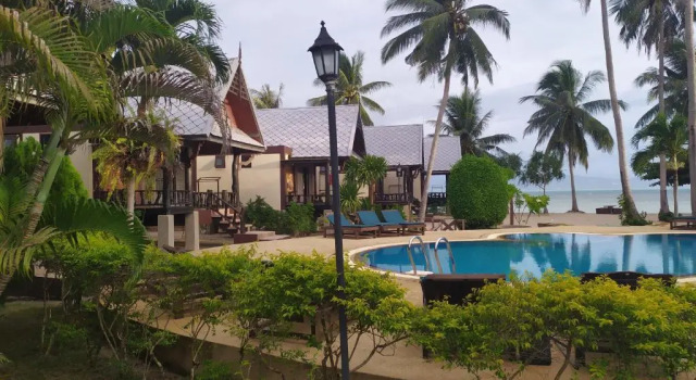 Бунгало с балконом Dewshore Resort