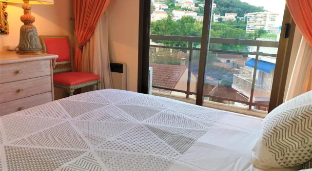 Апартаменты Deluxe Somptueux deux pieces, entre mer & piscine !