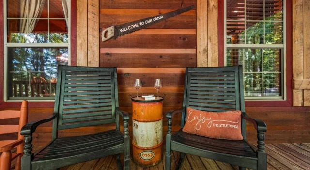Dreamy Cabin & Outdoor Oasis! Mins to Nat'l Park!, Rezerwuj Hotel Townsend 